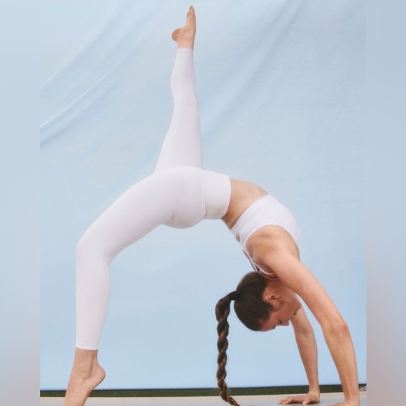 Athleta ELATION ULTRA HIGH RISE 7/8 LEGGING - Bright White - Small - Picture 2 of 9